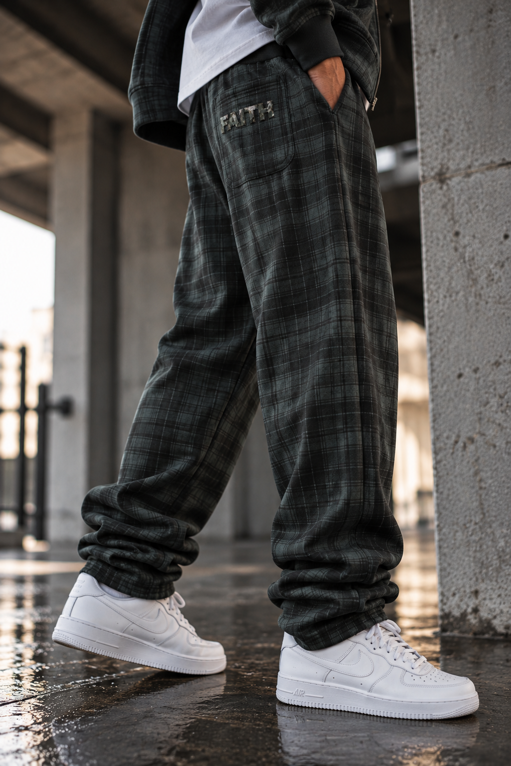 Faith — Plaid Straight-Leg Pants
